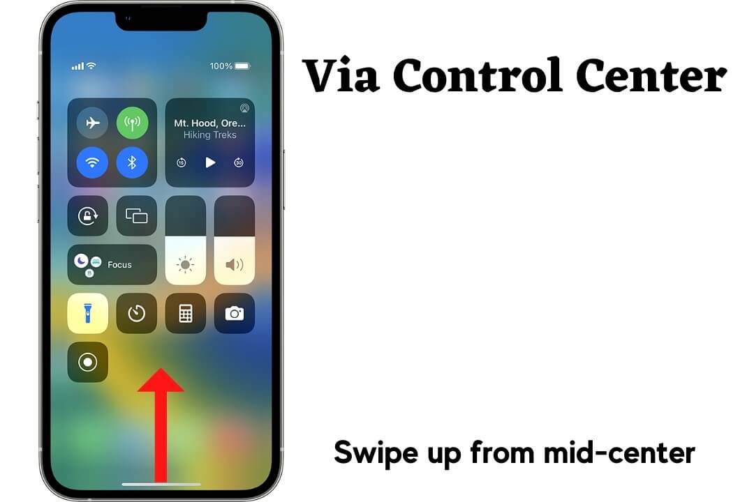 turn off flashlight on iphone via the control center