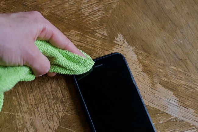 clean iphone speaker